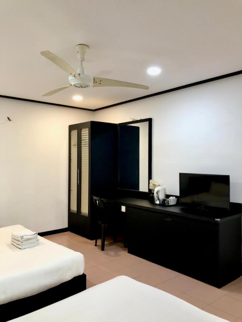 Intan Beach Resort Kuala Terengganu Dış mekan fotoğraf