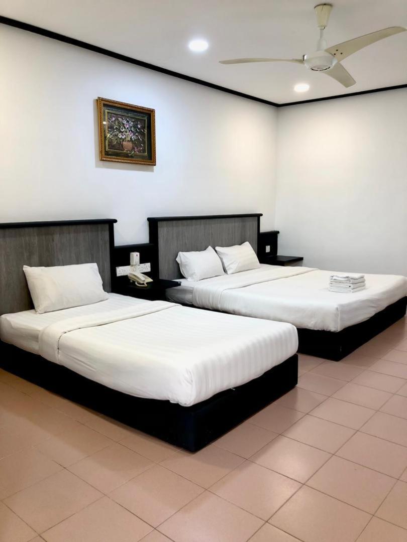 Intan Beach Resort Kuala Terengganu Dış mekan fotoğraf
