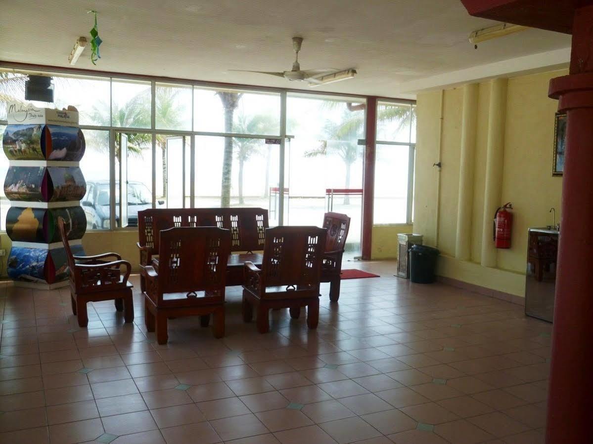 Intan Beach Resort Kuala Terengganu Dış mekan fotoğraf